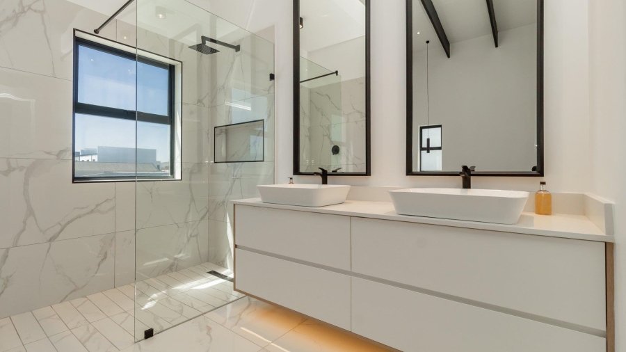 3 Bedroom Property for Sale in Sandown Western Cape